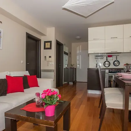 Apartman Sinisa Bandur * Makarska
